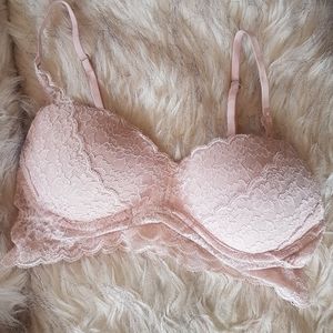 GH floral lace bra